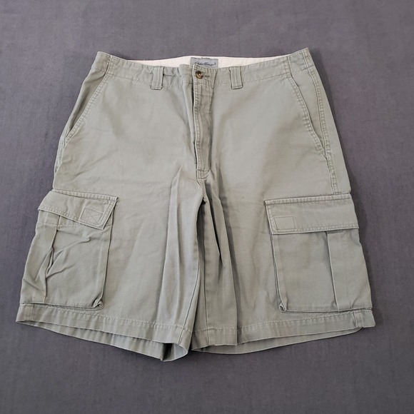 Eddie Bauer Other - Men's Eddie Bauer Green Cargo Hiking Casual Shorts‎ Size 36